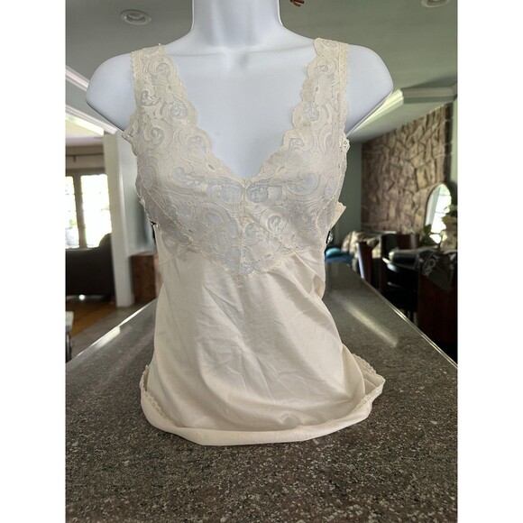 70’s Vintage Ilusion Lace top Slip Pearl Cami V Neck American Vintage 34D - Picture 2 of 9